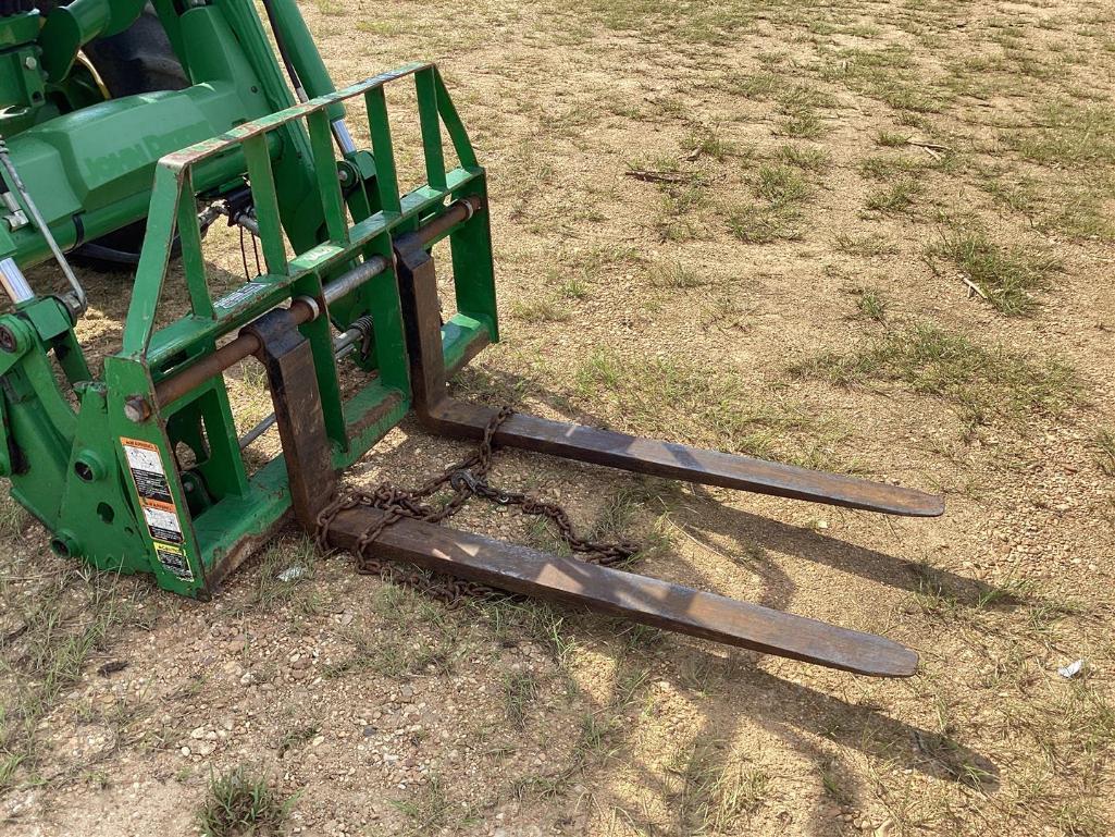 JOHN DEERE QUICK ATTACH PALLET FORKS