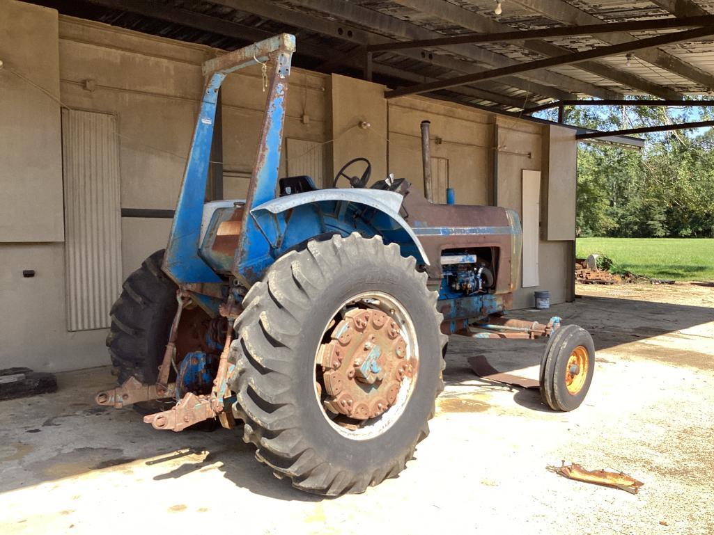 FORD 8000 TRACTOR
