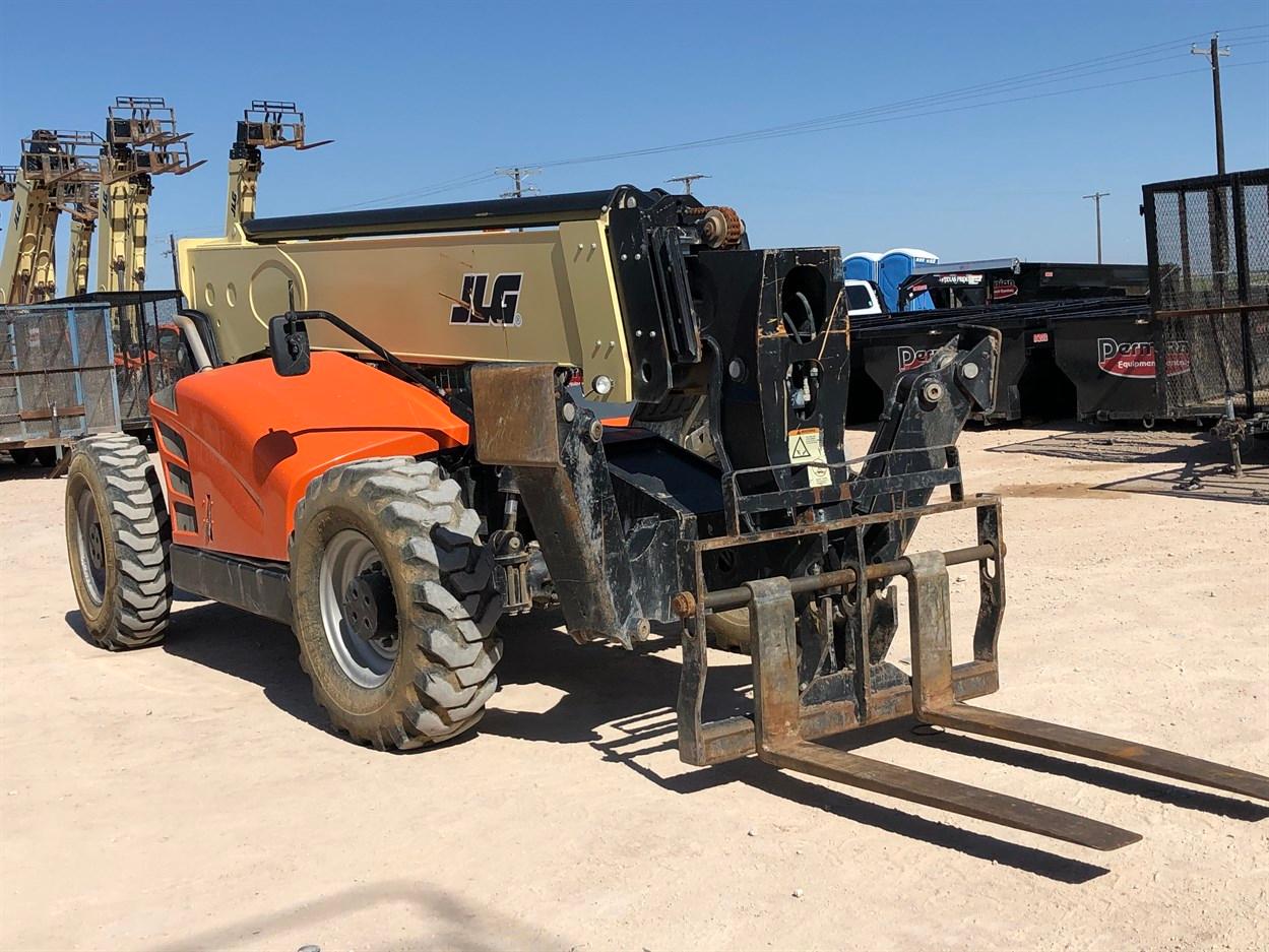 2017 JLG 1055 Telehandler, s/n 160083315, 10,000 Maximum Lift Capacity, 55' Maximum Lift Height,