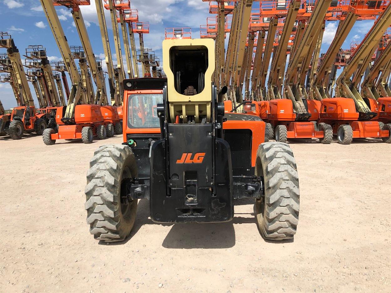 2017 JLG 1055 Telehandler, s/n 160083664, 10,000 Maximum Lift Capacity, 55' Maximum Lift Height,