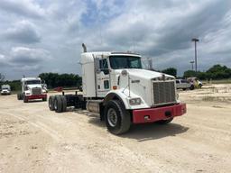 2016 KENWORTH T800 Cab and Chassis, VIN # 1NKDL00X8GR476510, 379 HP ISME 385 Engine, FRO14210C