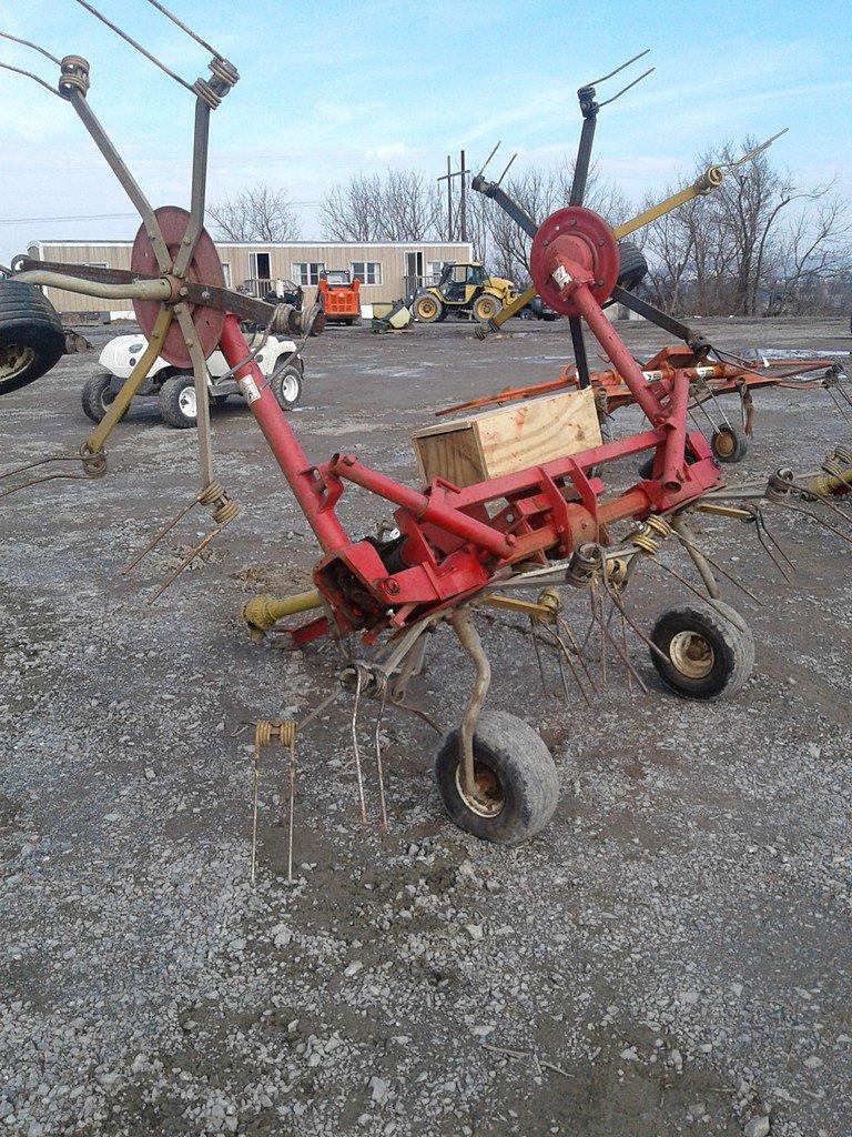 Tonutti GT-500 4 Star Tedder. Hydraulic Fold. Extra Parts      / Onsite Lot