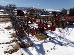 Massey Ferguson 3982 12 wheel V rake