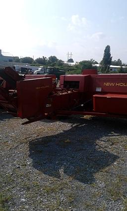 New Holland 575 Square Baler w/ Thrower. Good Shape  / Onsite Lot # 310