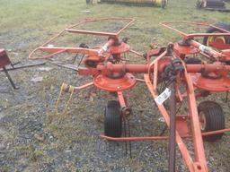 Kuhn GF440 4 star tedder