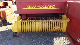 New Holland 565 Small Square Baler