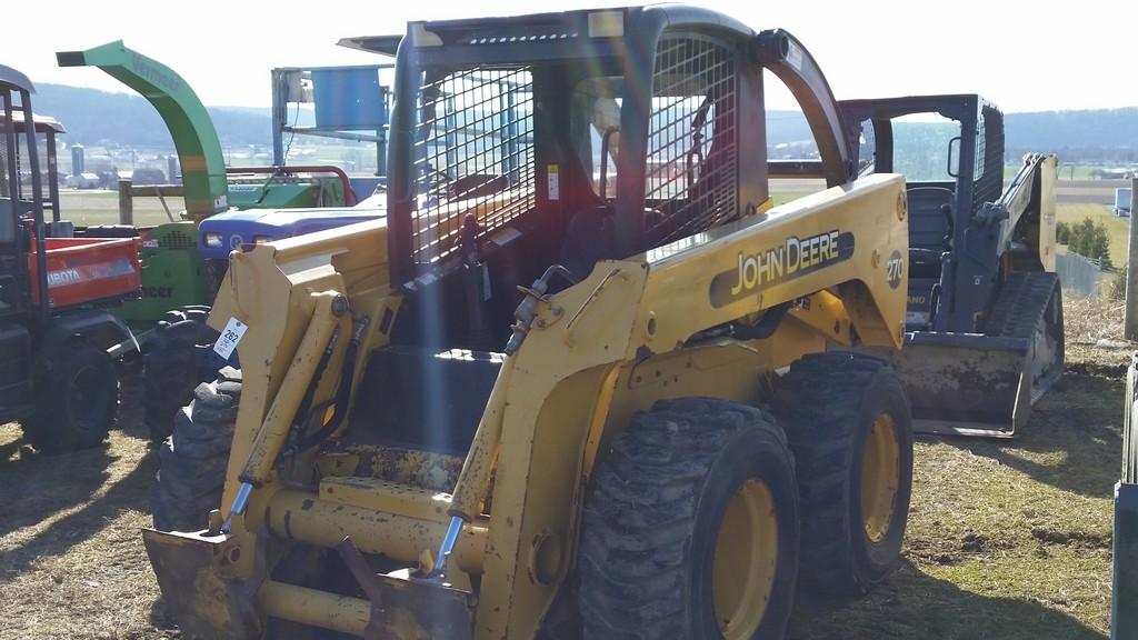 John Deere 270 Skid Steer