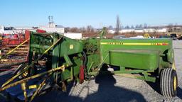 John Deere 336 Small Square Baler