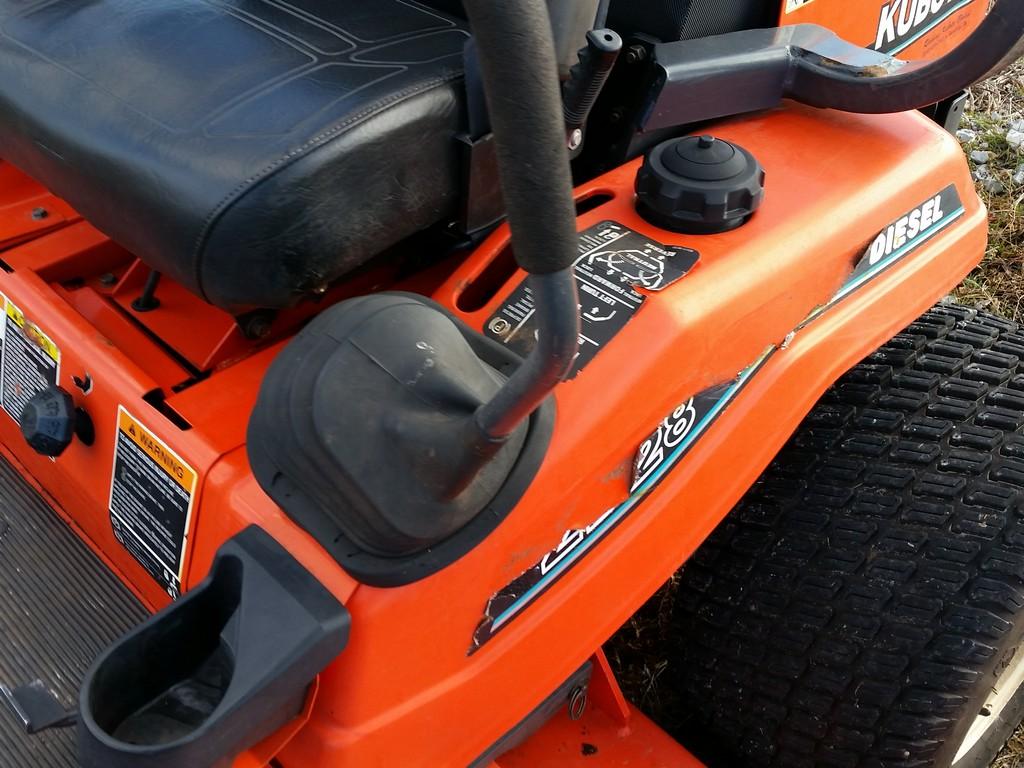 Kubota ZD28F Diesel ZTR