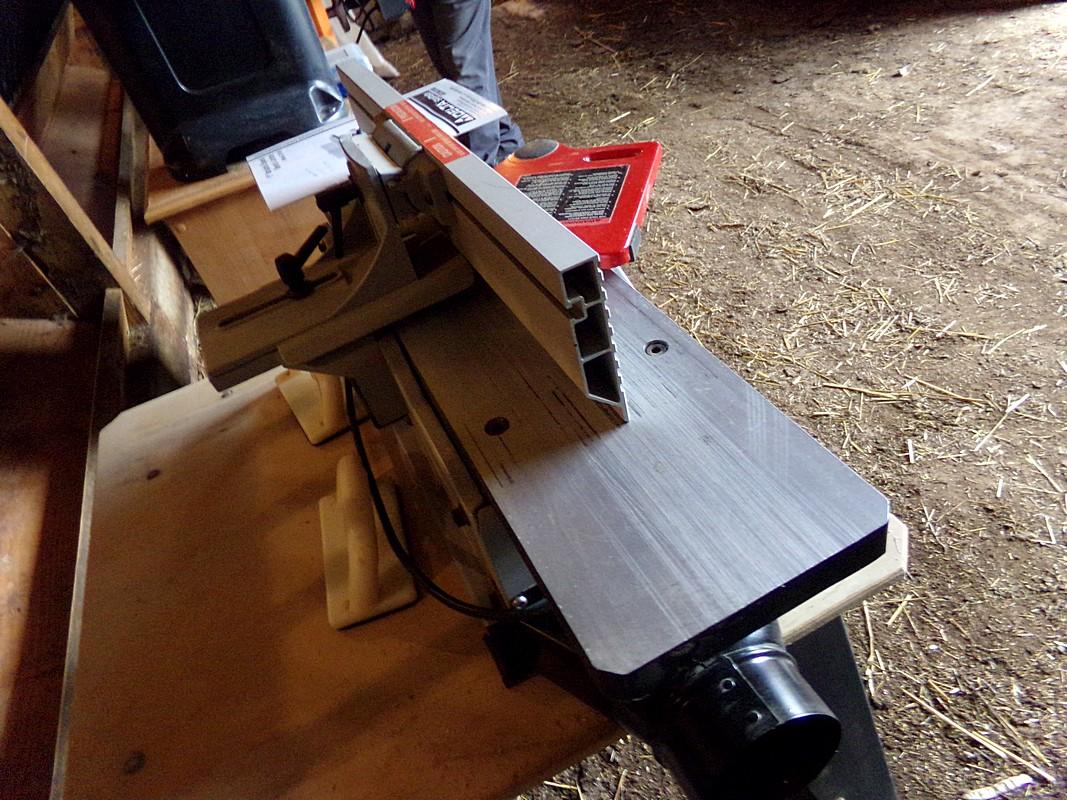 Delta Shop Master 6" Jointer, variable speed, on stand  -  MODEL JT160