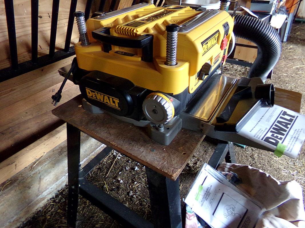 Dewalt 13" x 6" Planer on stand, sells w/1 HP Dust Collecter 4" inlet -   M