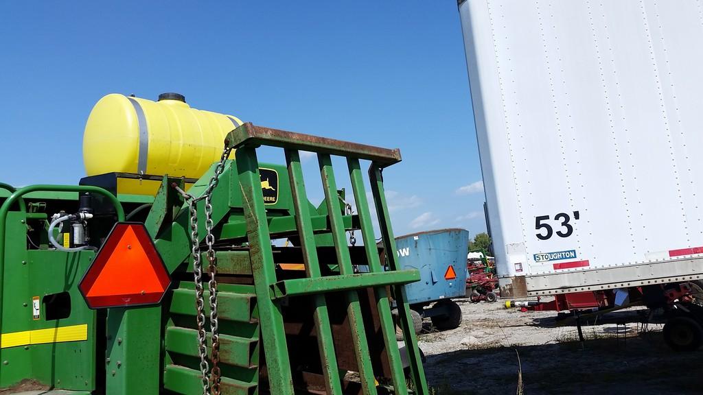 John Deere 100 Square Baler