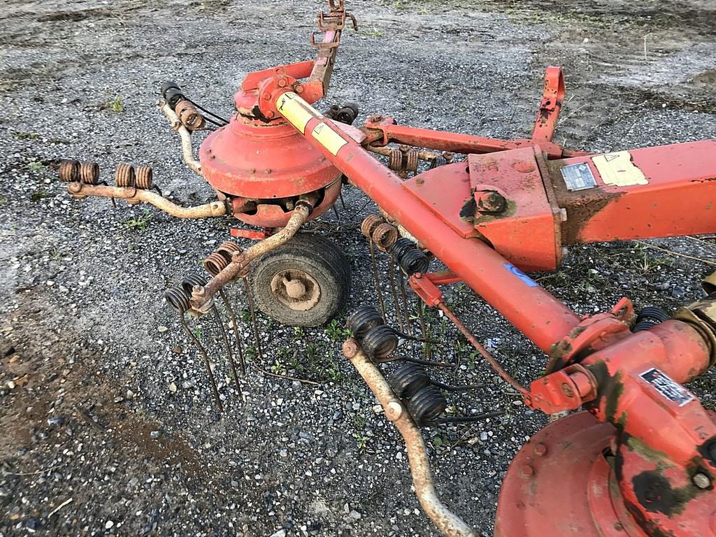 Kuhn GRS 25 Rake / Tedder