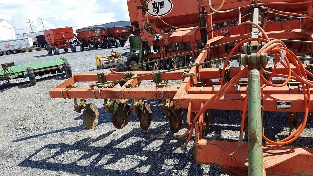 Tye 114-4360 Grain Drill