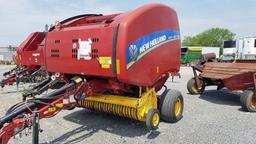 2016 New Holland Roll-Belt 450 Round Baler