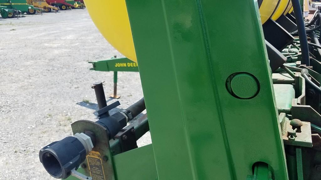 John Deere 7000 Planter