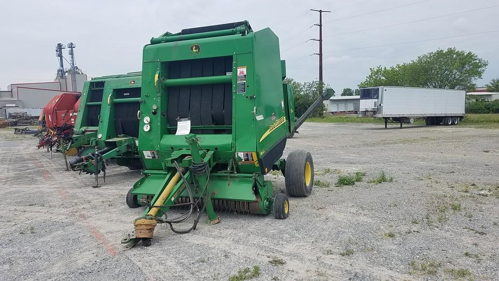 2006 John Deere 582 Round Baler