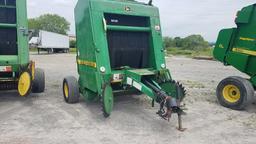 John Deere 456 Round Baler