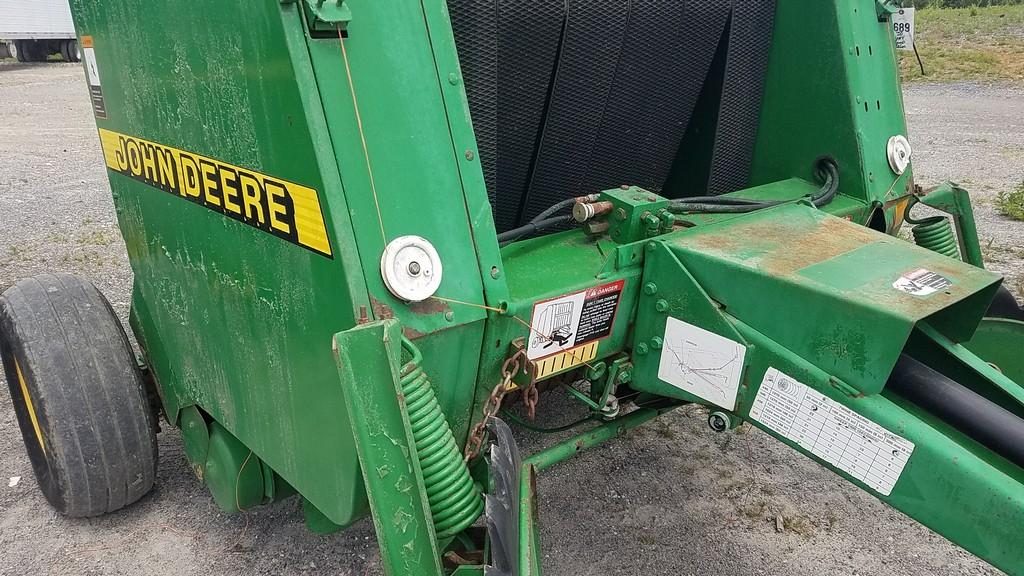 John Deere 456 Round Baler