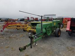 John Deere 336 Small Square Baler