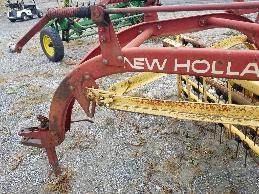 New Holland  256 Rake