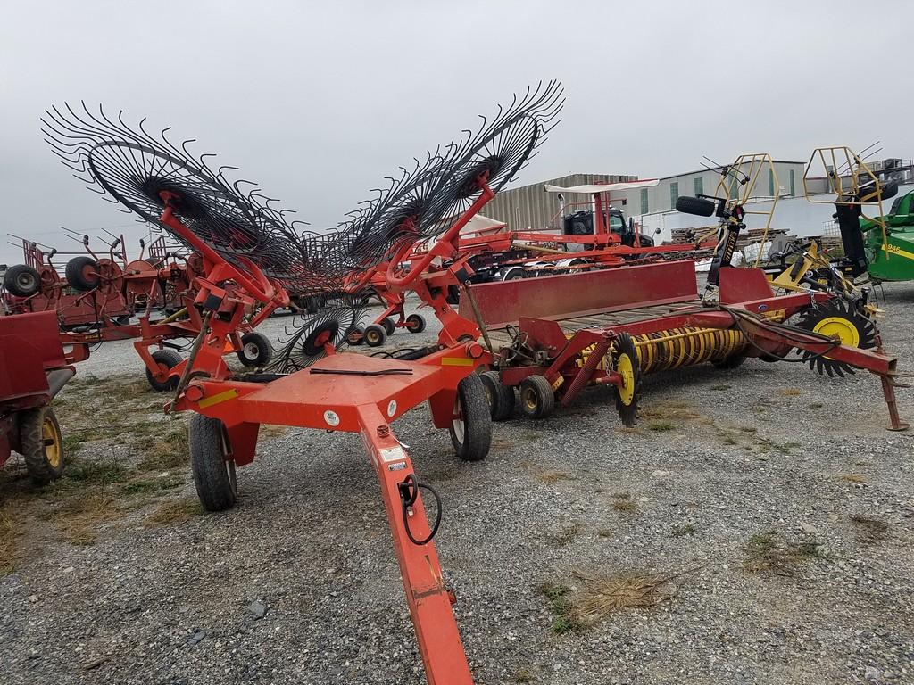 Kuhn  SR108 Rake