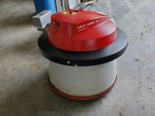 Lely Juno 100 Feed Pusher 'Charger in the Office'