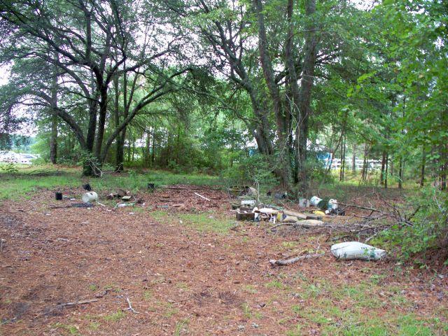 Land and Building in Darlington SC