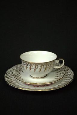 4 Single Tea Services, Cup, Saucer, & Plate