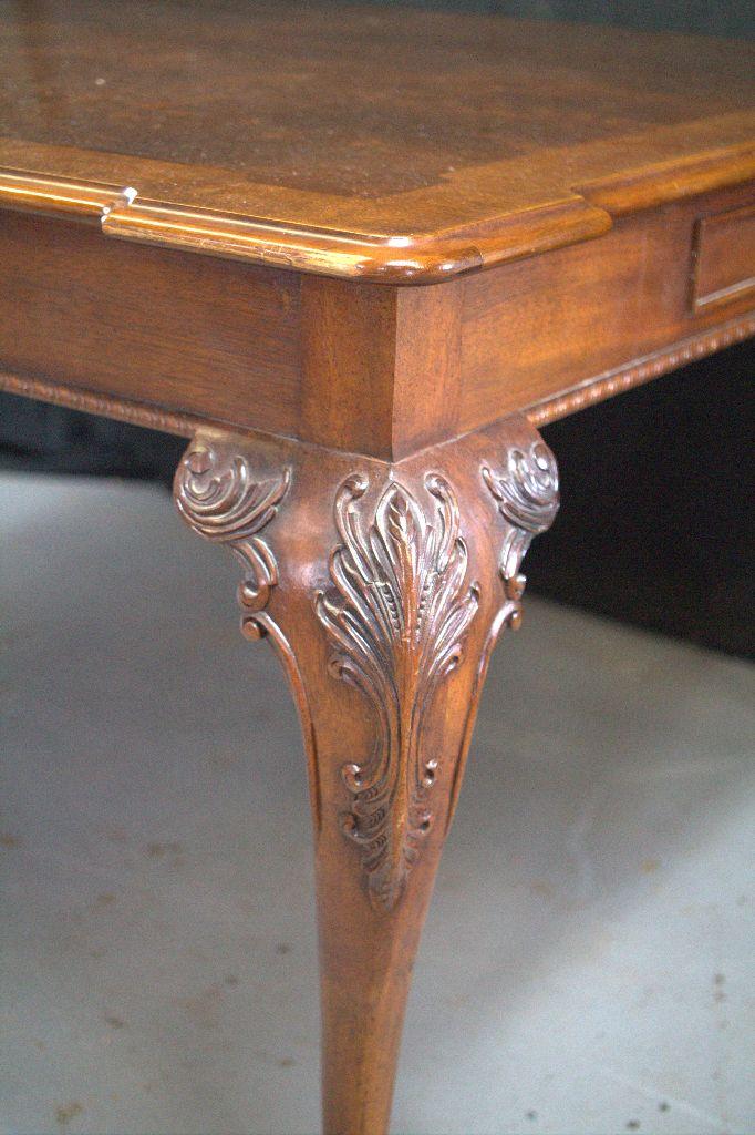 Henredon Dining Room Table