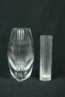 2 Vases