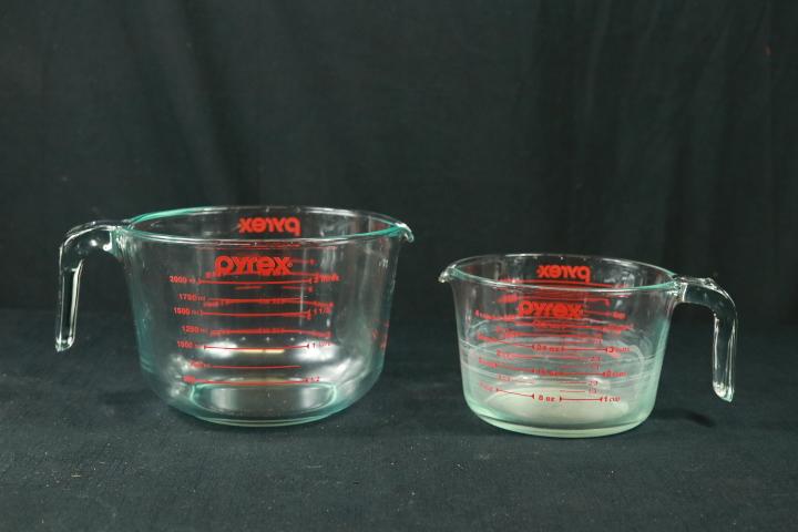 2 Pyrex Measuring Bowls