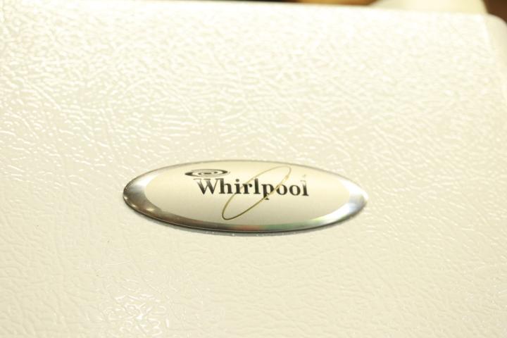 Whirlpool Double Door Fridge & Freezer