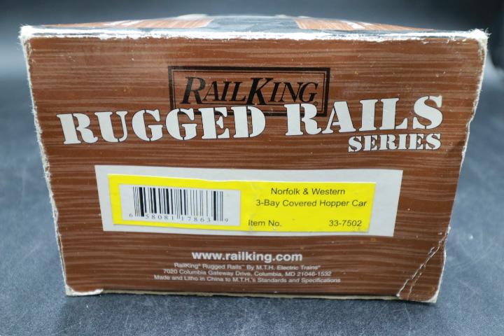 Rail King Rugged Rails Series N&W 3-Bay Covered Hopper Car