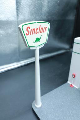 Sinclair Model Gas Station Display