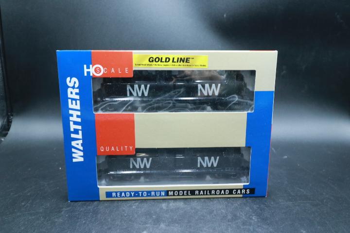 Walthers Gold line N&W Cushion Coil Car (2 Pack) (HO Scale)