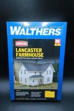 Walthers Lancaster Farm house (HO Kit)