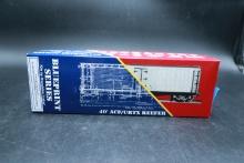 Branchline Trains Blueprint Series ACF/URTX Reefer 1353 Wilsons Milk (HO Scale)