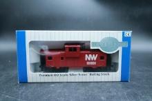 Bachmann N&W Wide Vision Caboose (HO Scale)