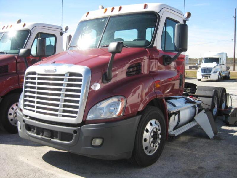 2014 Freightliner CA113DC