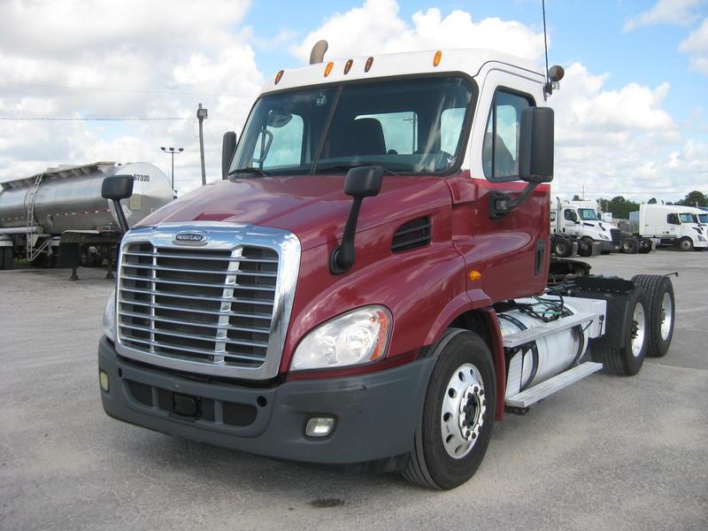 2014 Freightliner CA113DC