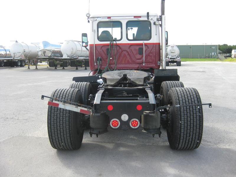 2014 Freightliner CA113DC