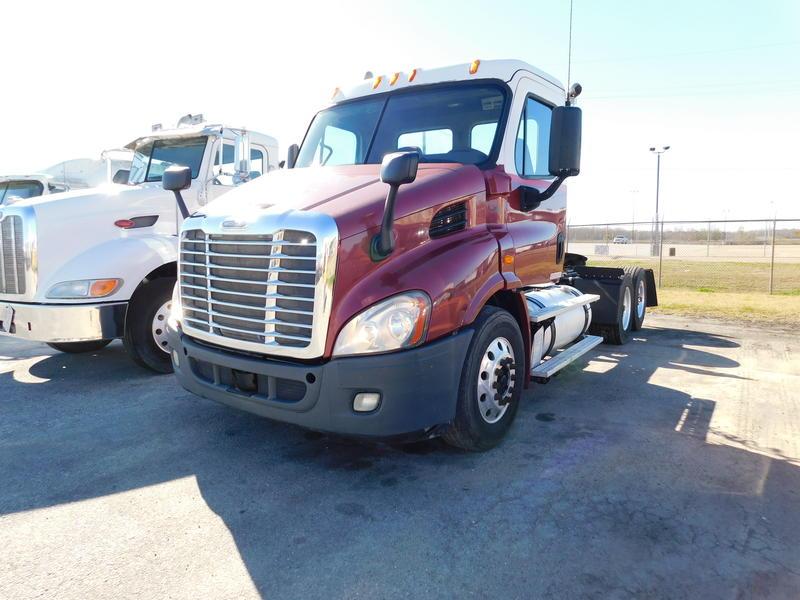 2013 Freightliner CA113DC