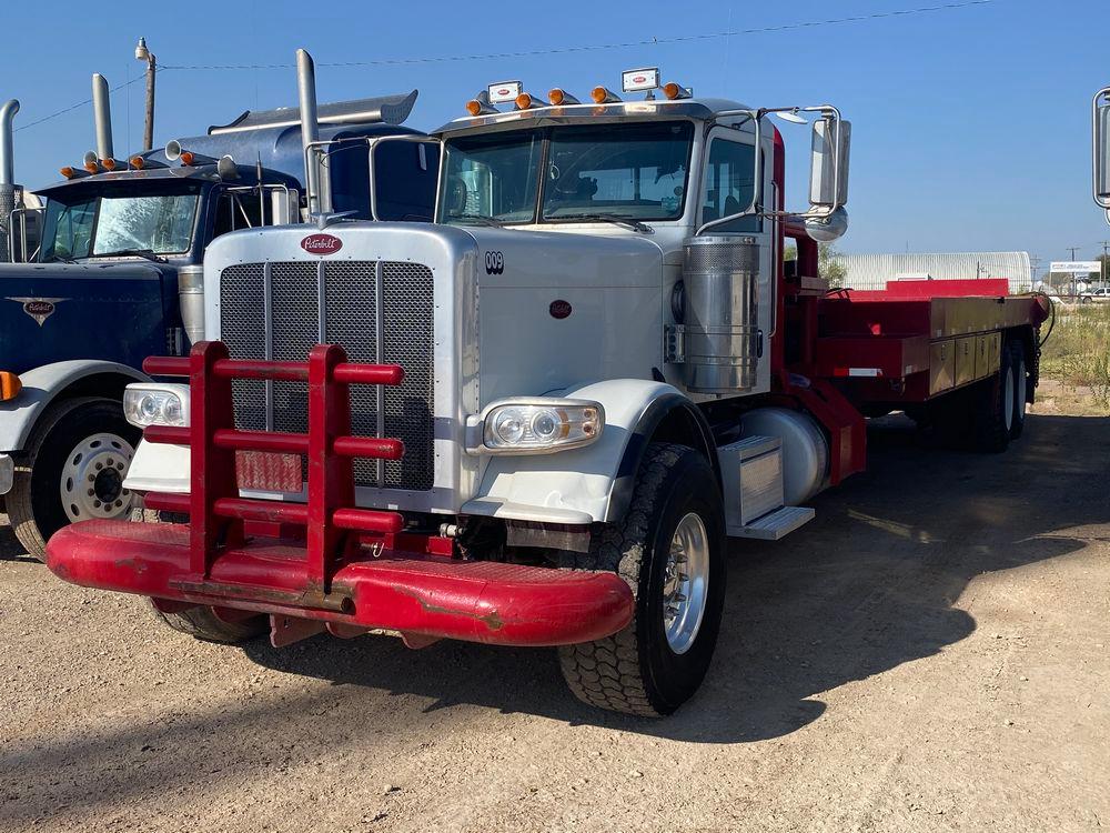 2013 Peterbilt 389