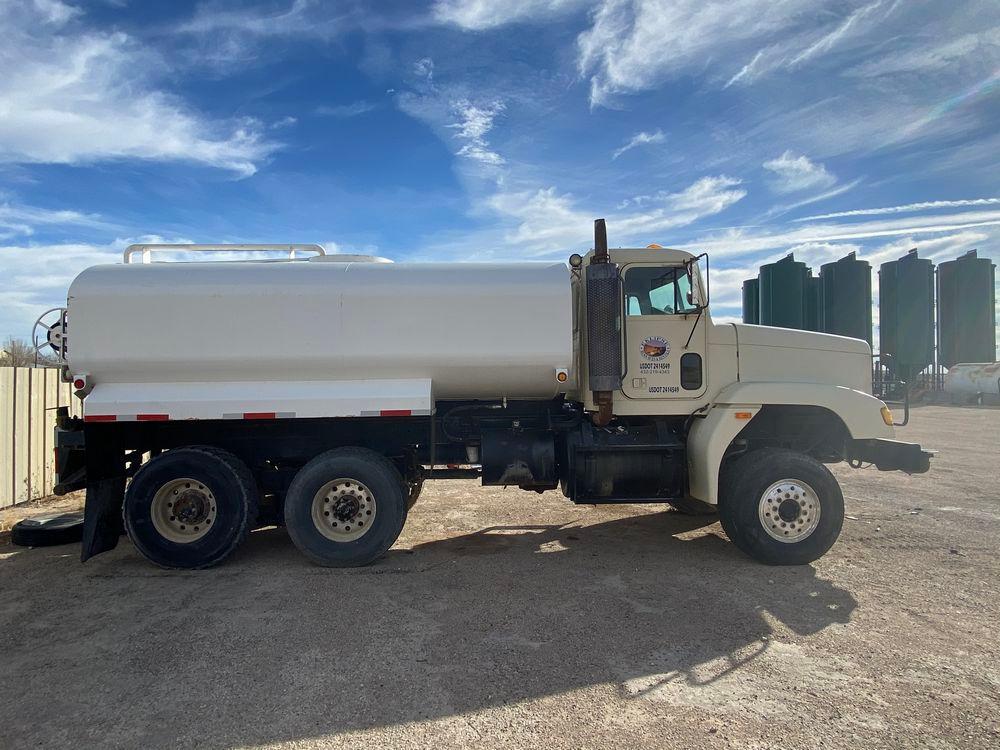 1993 Freightliner Water truck