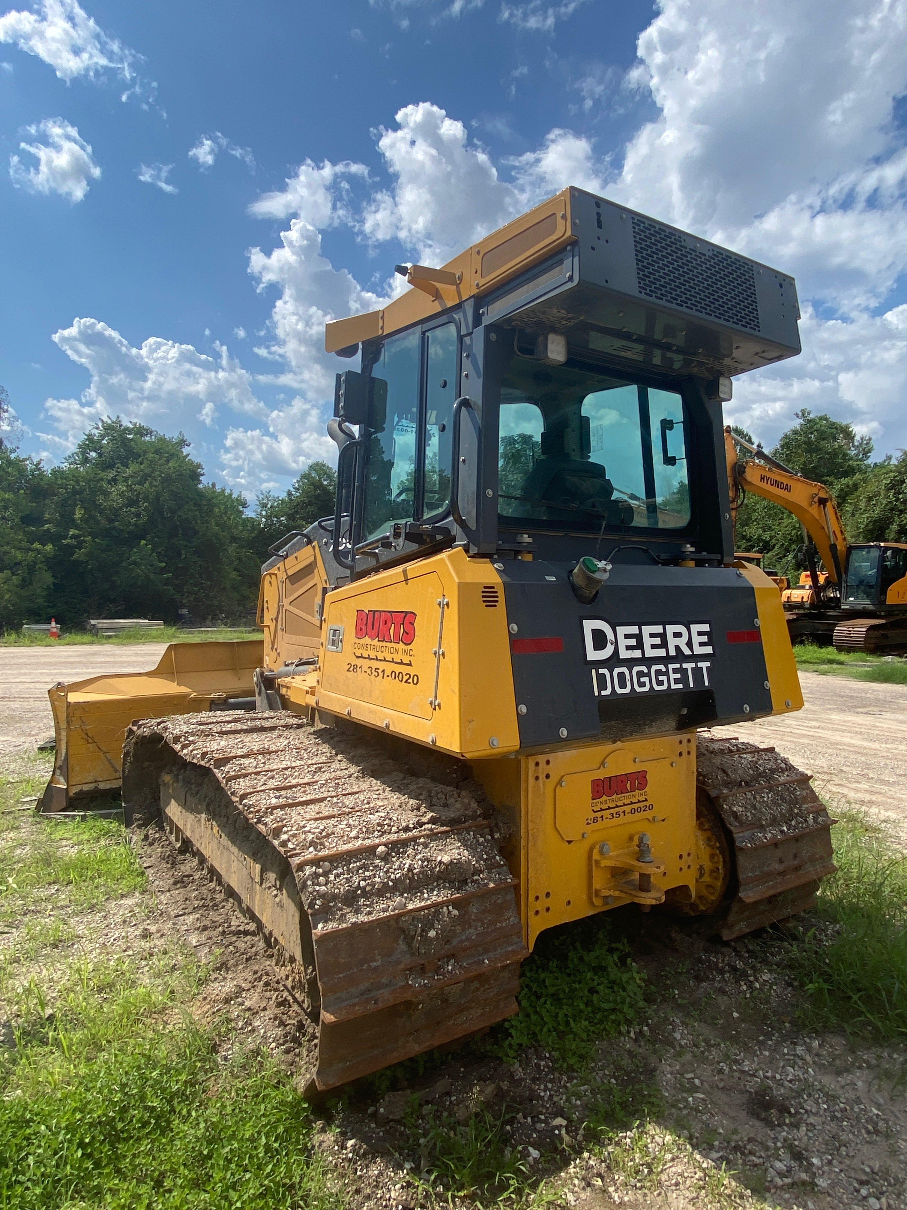 2021  John Deere 700L Dozer