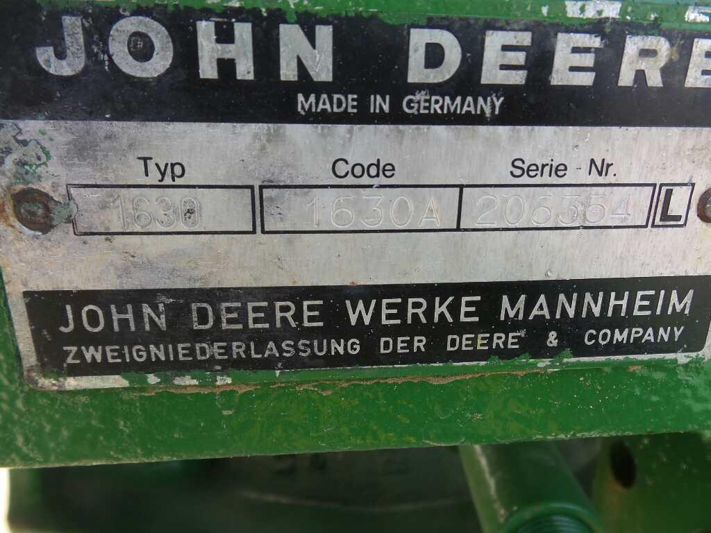 John Deere 1630 Tractor