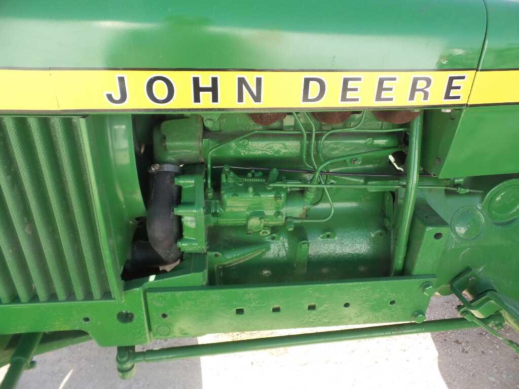John Deere 1630 Tractor