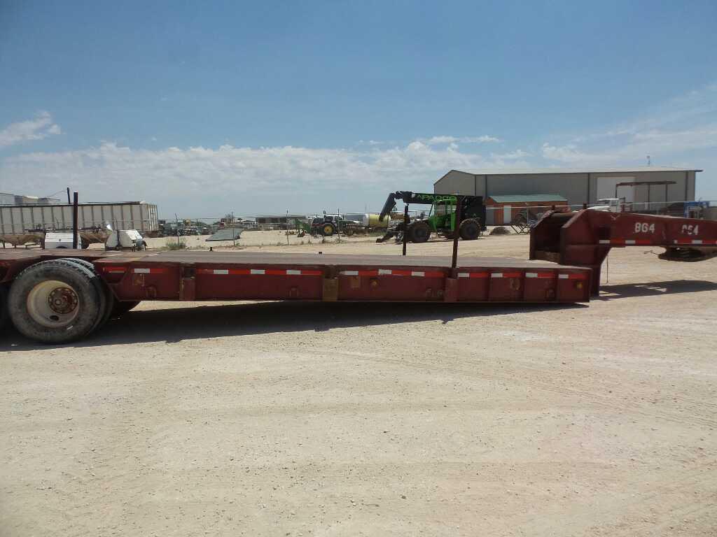 *1982 Aztec 34Ft Lowboy Trailer