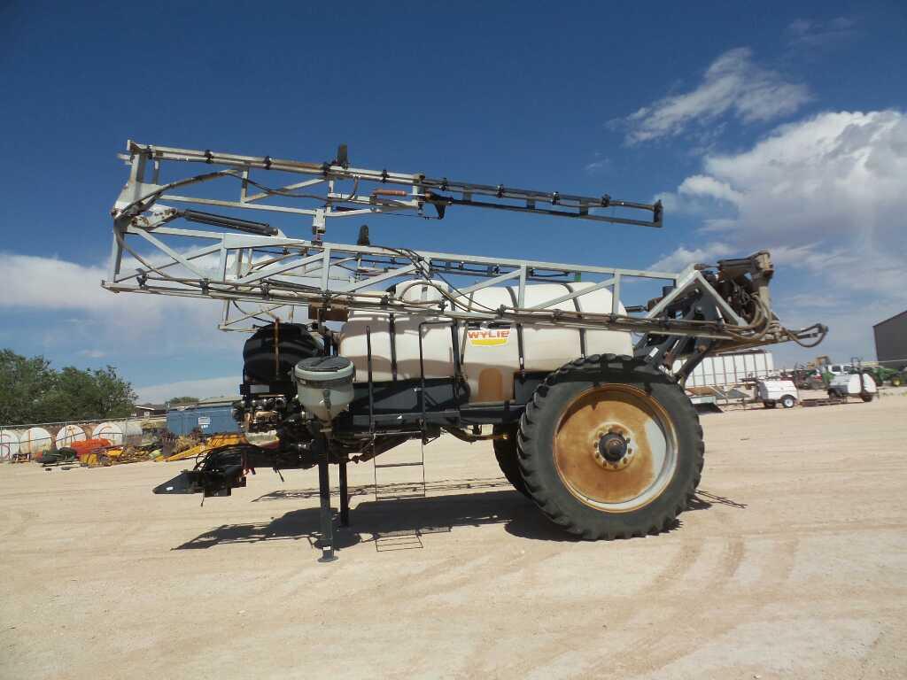 Wylie Pull Behind Sprayer